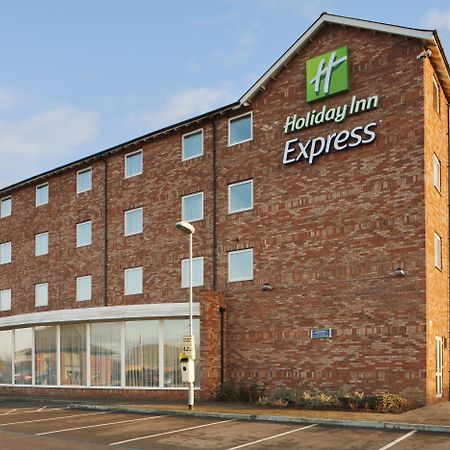 Holiday Inn Express Nuneaton By Ihg Eksteriør billede