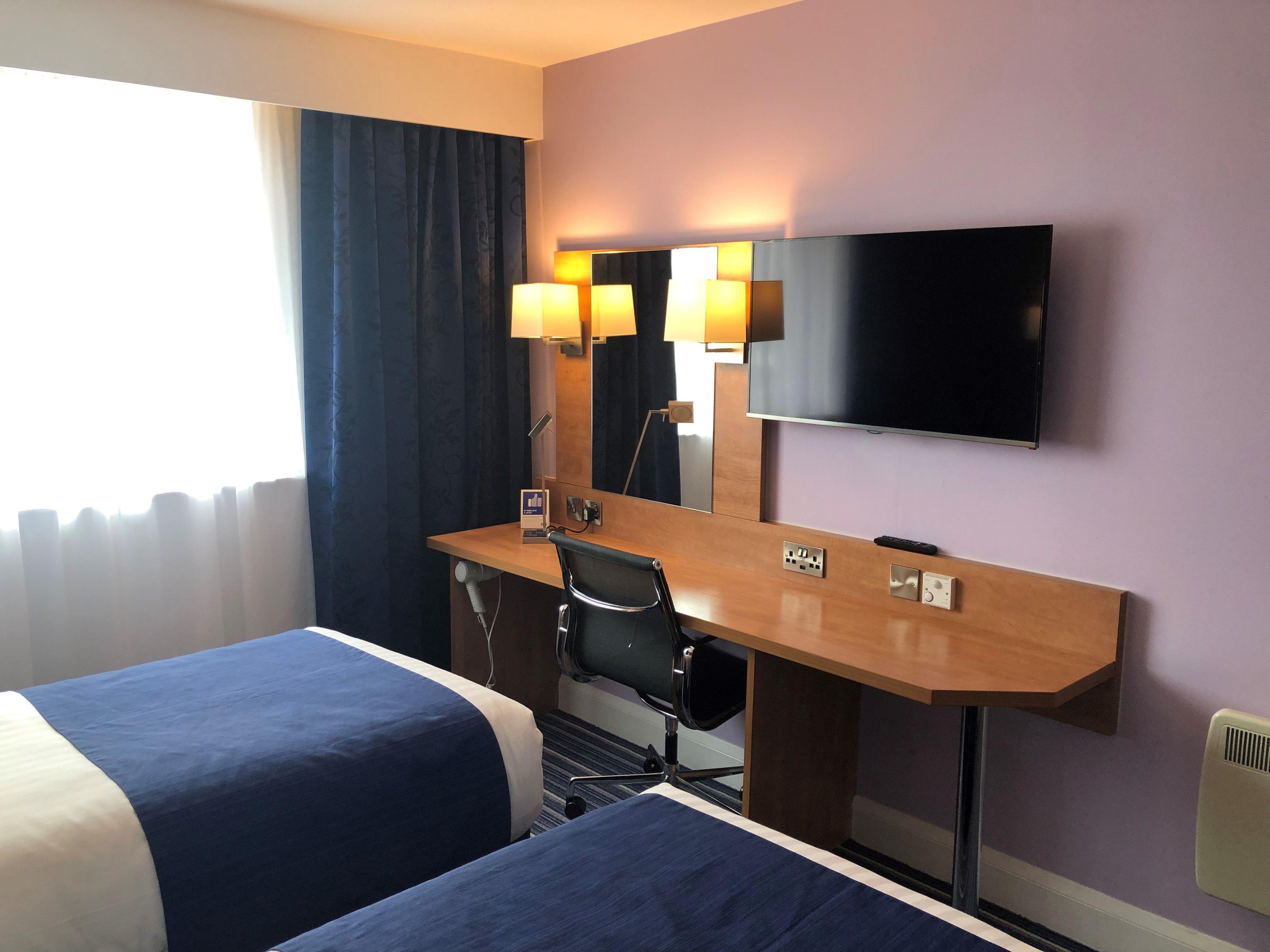 Holiday Inn Express Nuneaton By Ihg Eksteriør billede