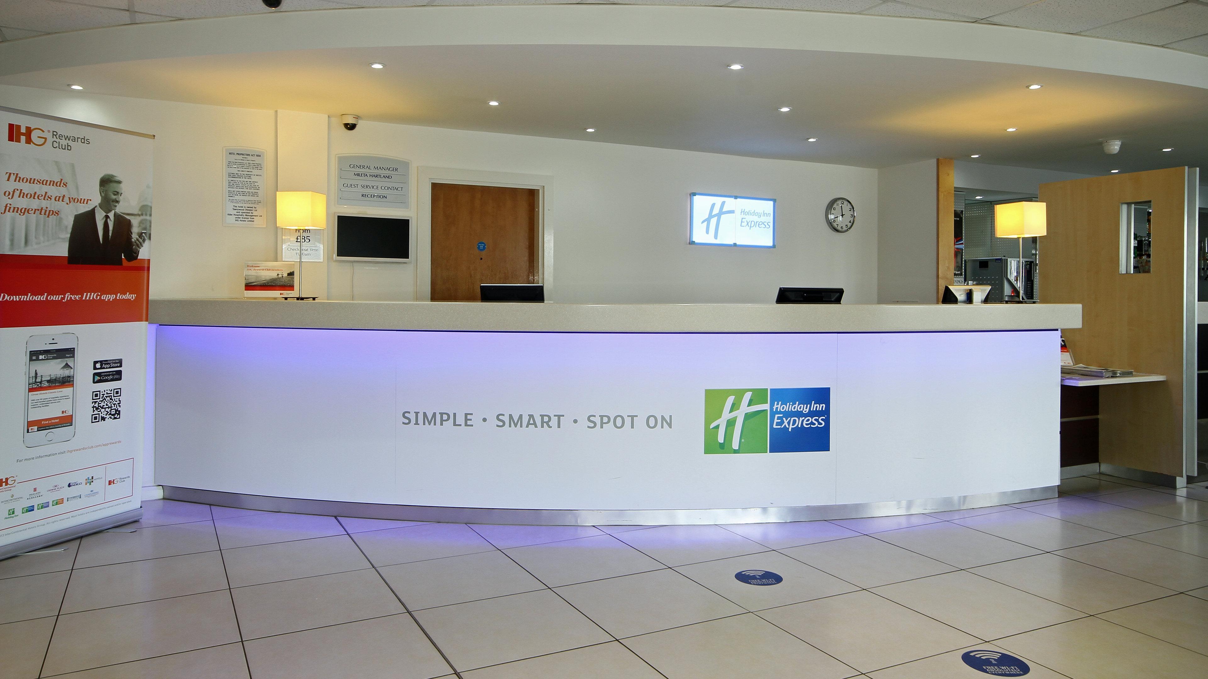 Holiday Inn Express Nuneaton By Ihg Eksteriør billede