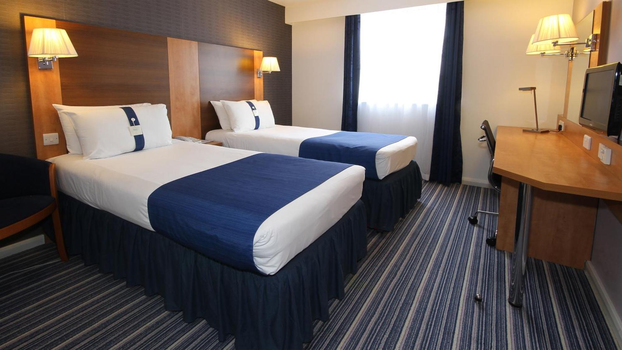 Holiday Inn Express Nuneaton By Ihg Eksteriør billede
