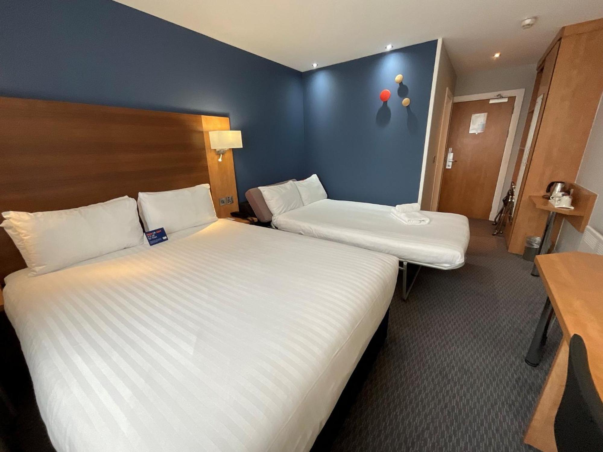 Holiday Inn Express Nuneaton By Ihg Eksteriør billede
