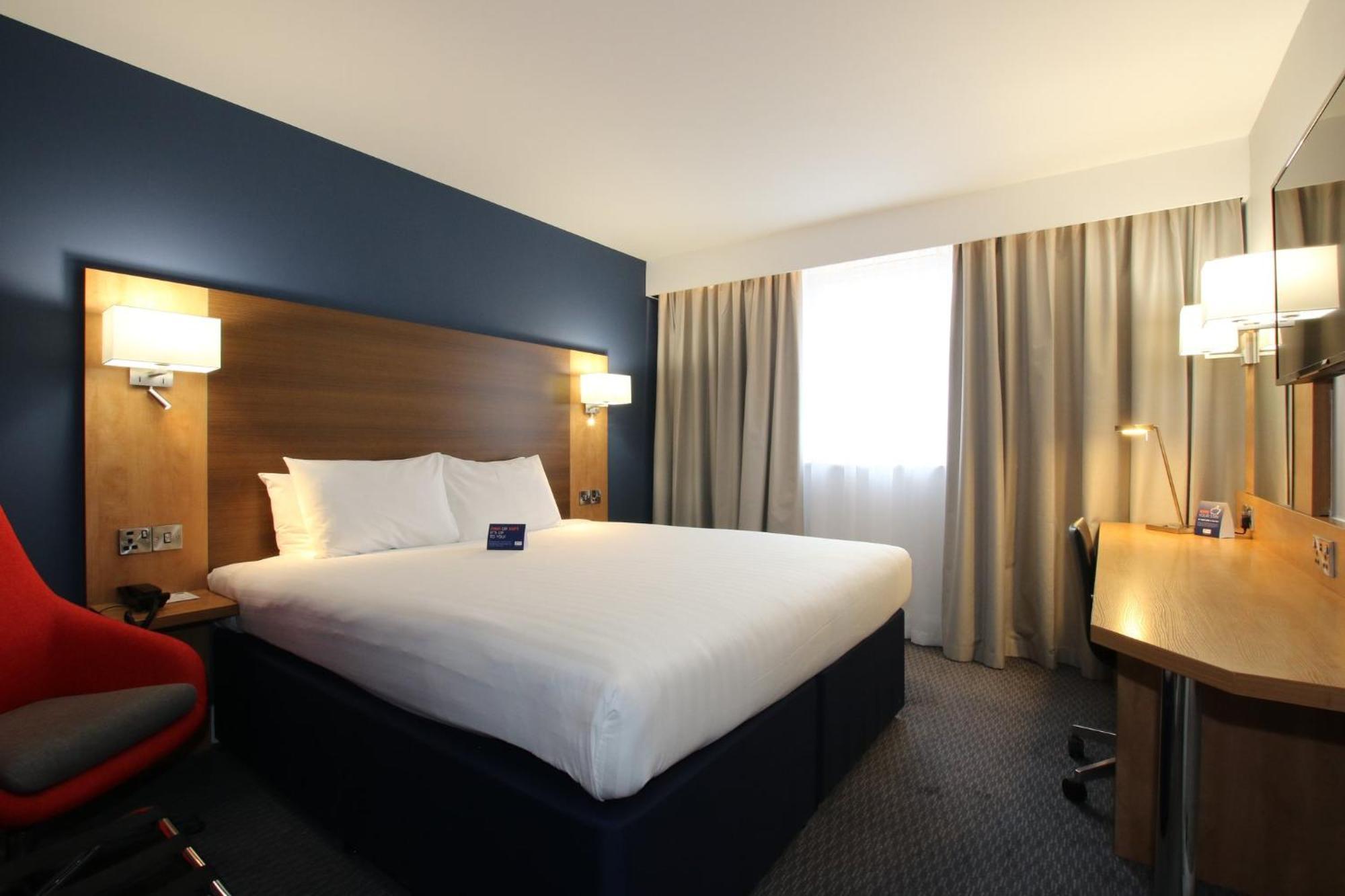 Holiday Inn Express Nuneaton By Ihg Eksteriør billede